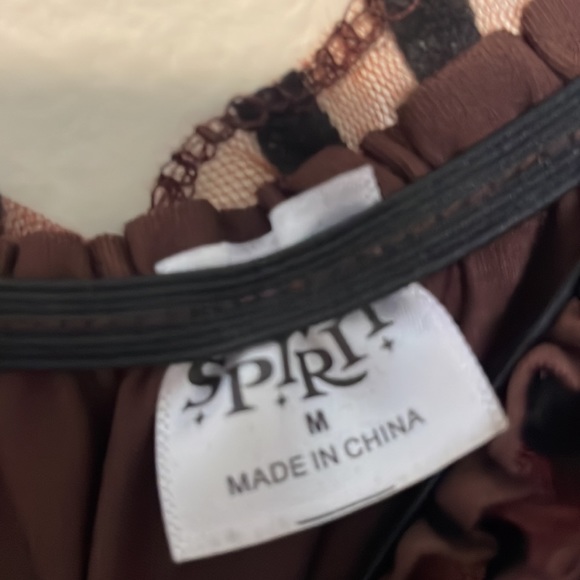 Costume - Picture 3 of 4